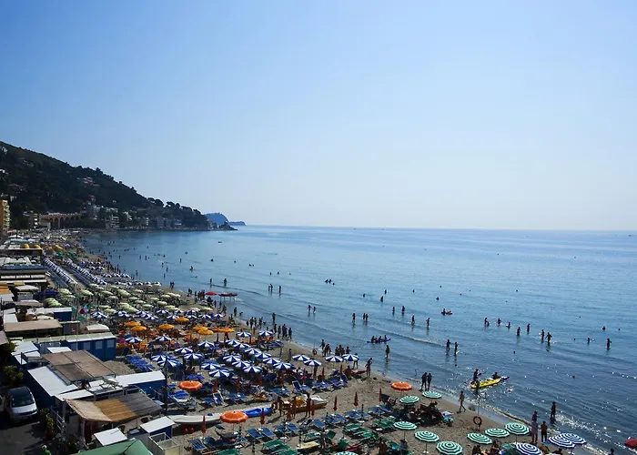 酒店 Eden Alaxi 3*