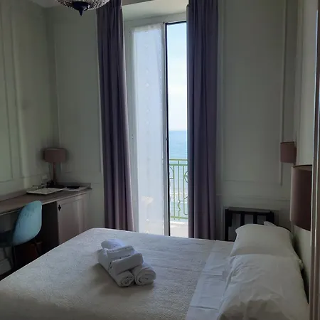 Eden Alaxi 酒店 3*