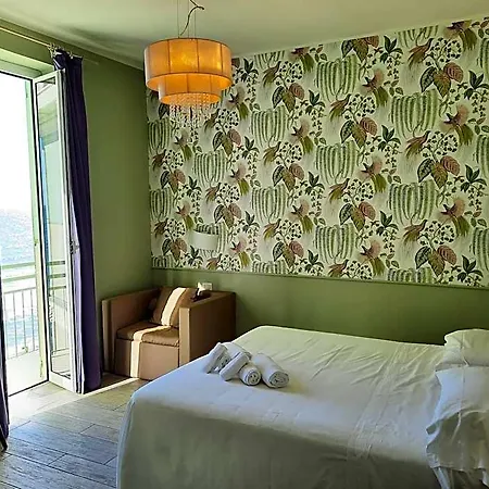Eden Alaxi Hotel Alassio