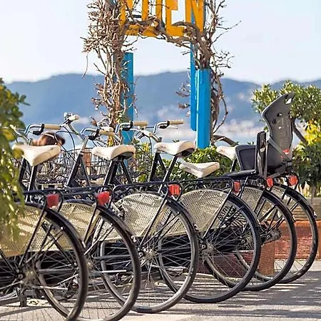 Eden Alaxi Hotel 3*