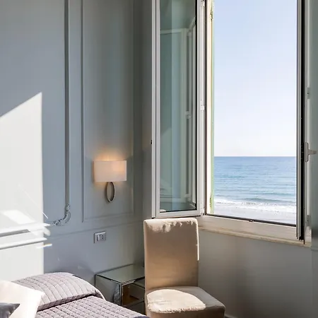 Hotel Eden Alaxi 3*